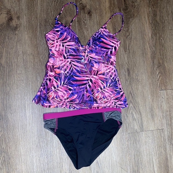 Athletic works Summer Floral bikini  set New - Picture 1 of 6